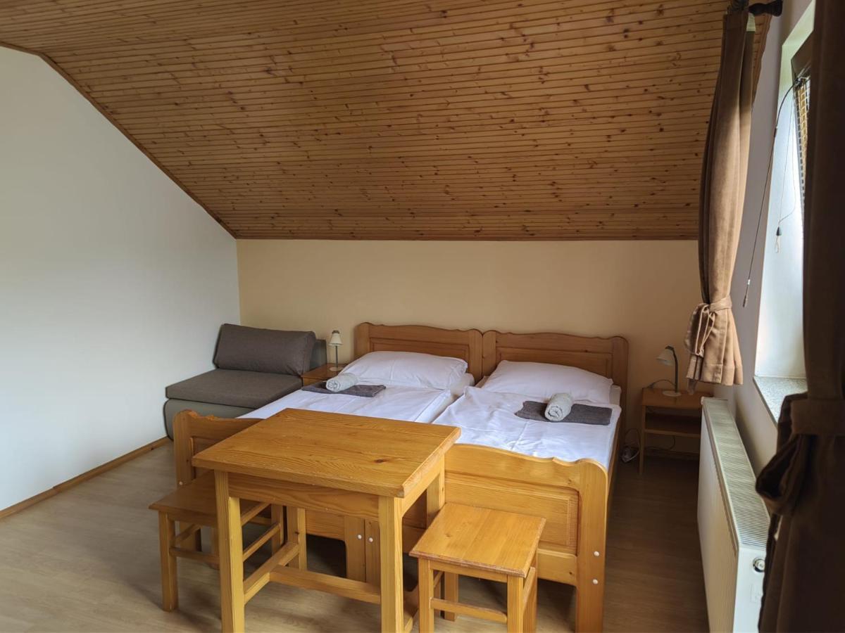 Guesthouse Mirko Hodak 셀리스테 드레즈니크 외부 사진