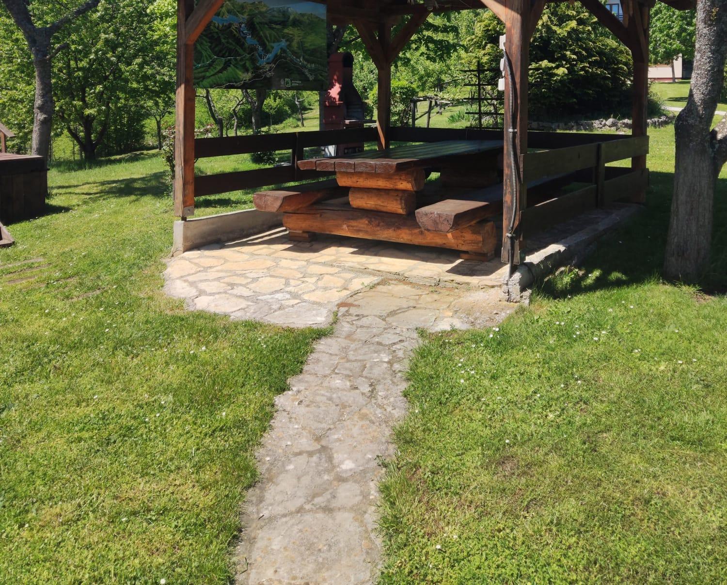 Guesthouse Mirko Hodak 셀리스테 드레즈니크 외부 사진