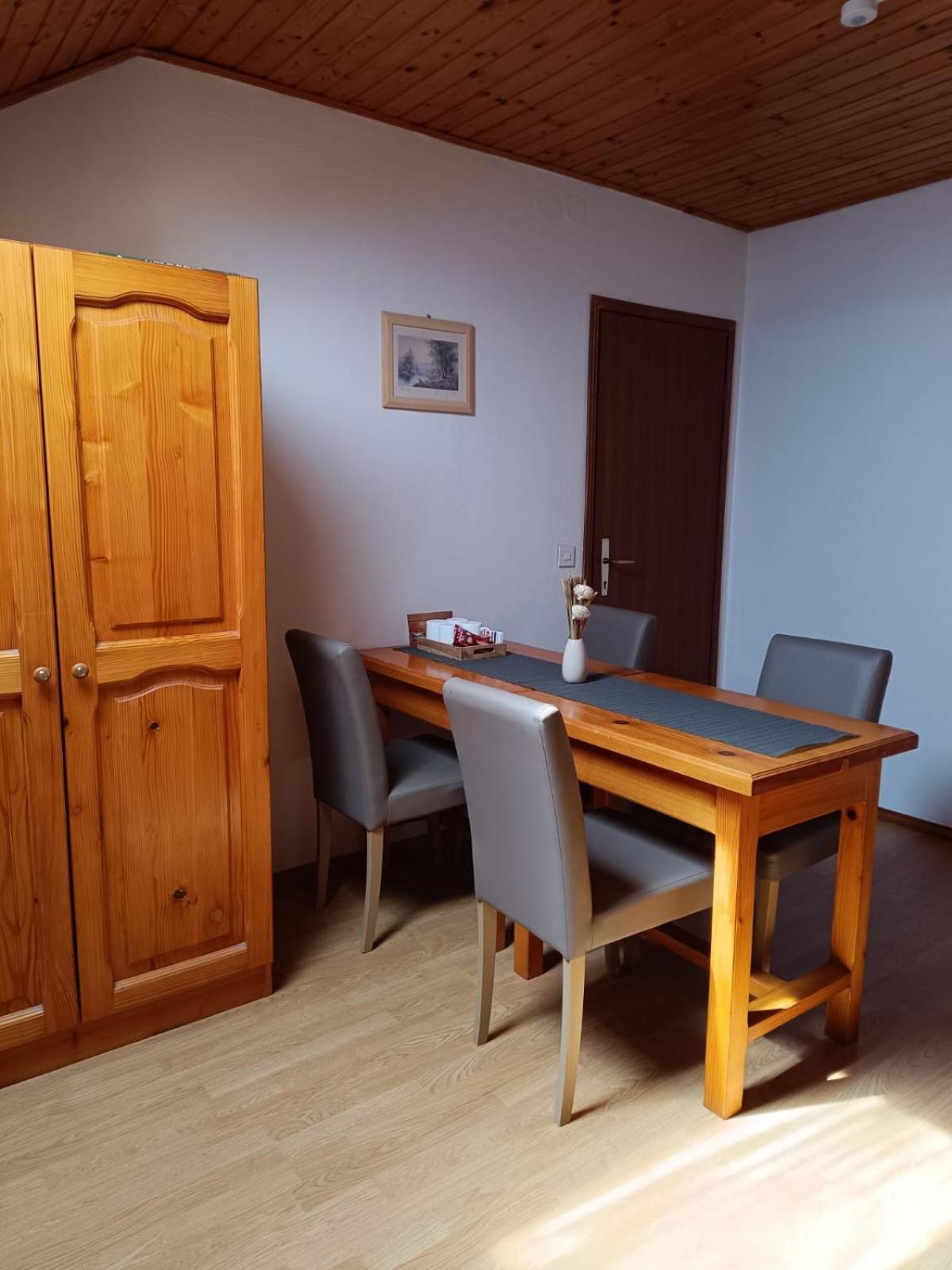 Guesthouse Mirko Hodak 셀리스테 드레즈니크 외부 사진