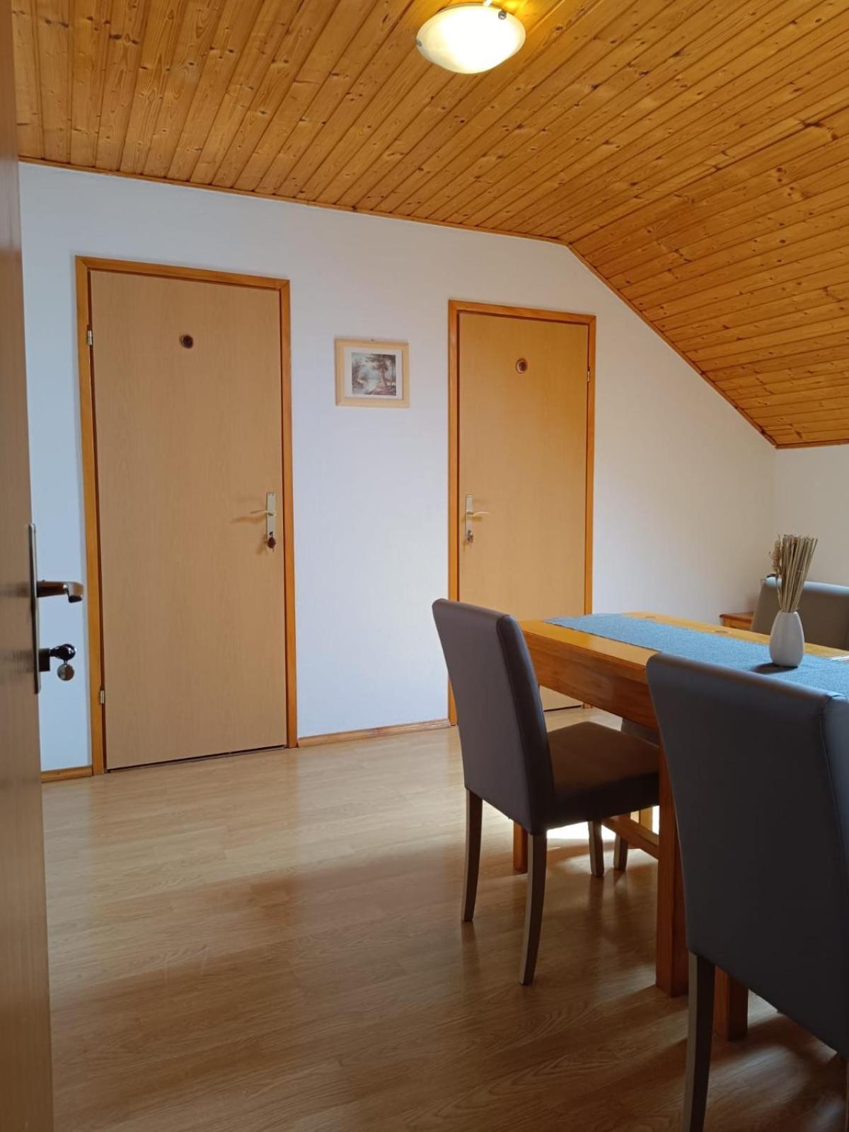 Guesthouse Mirko Hodak 셀리스테 드레즈니크 외부 사진